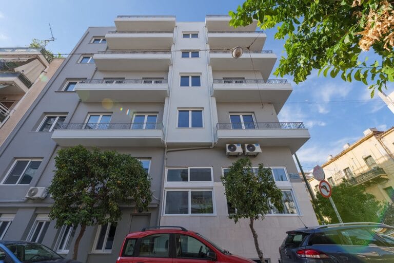 PJ Properties Marina Zeas