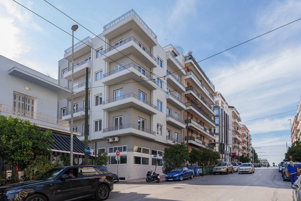 PJ Properties Marina Zeas