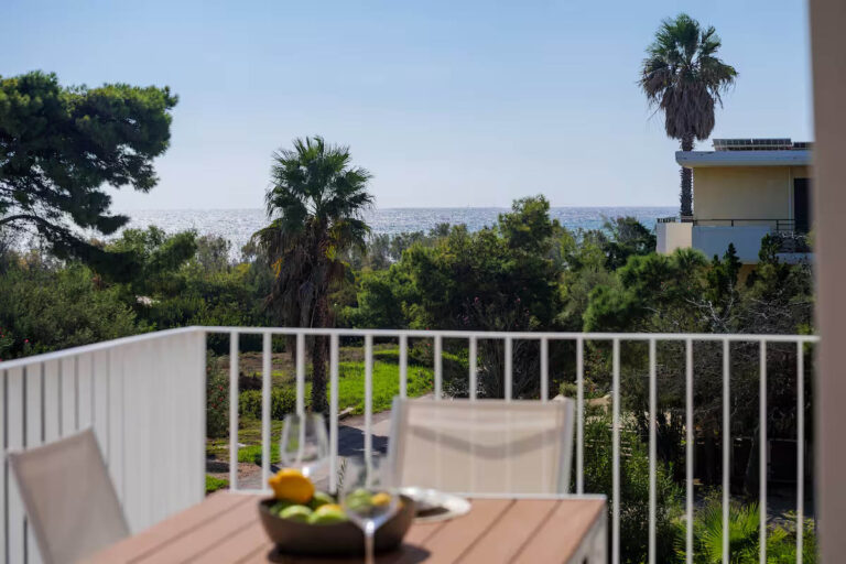 PJ Properties Riviera Escape Suite Sounio