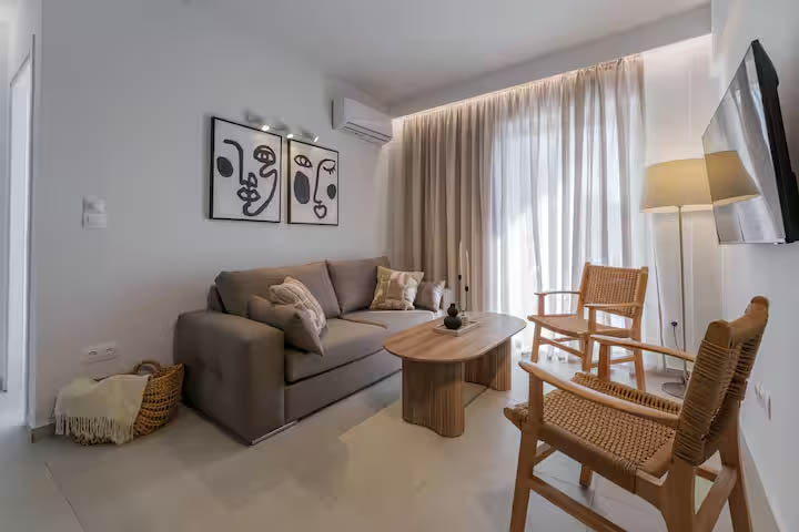 PJ Properties Sunset Residence in Sounio