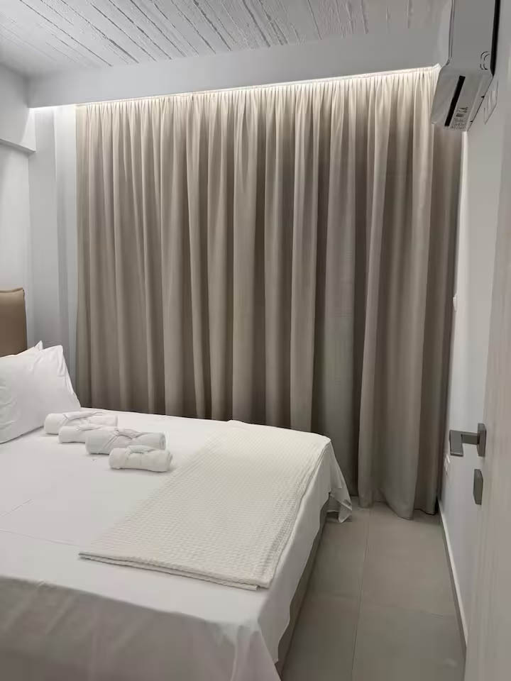 PJ Properties Sunset Residence in Sounio