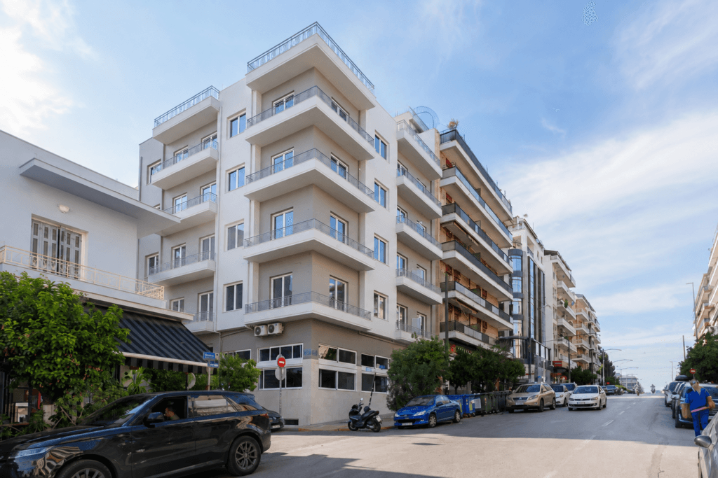 PJ Properties Marina Zeas